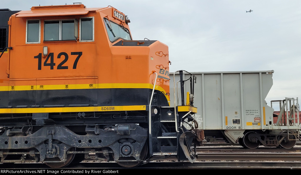 BNSF 1427